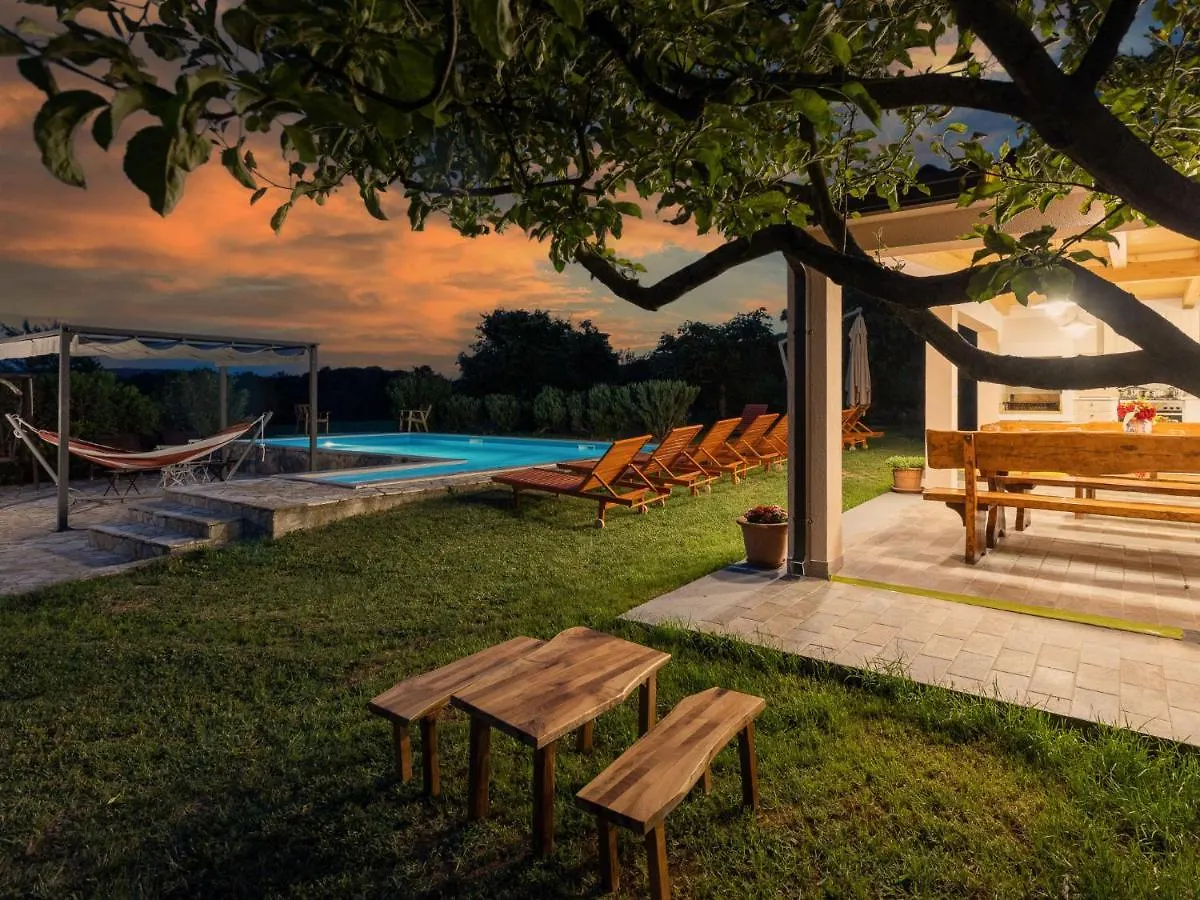 Holiday Home Villa Emanuela - Ipc100 By Interhome Pican