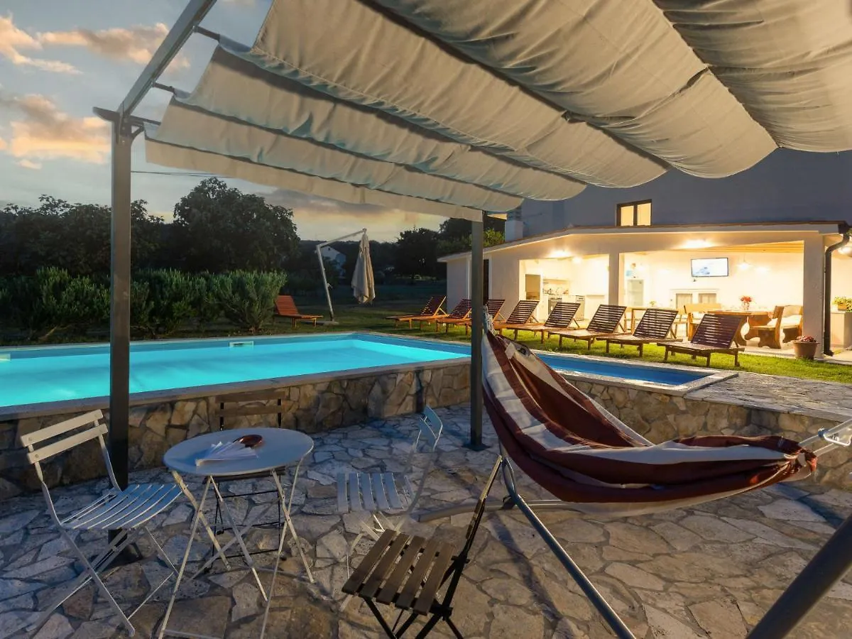 Holiday Home Villa Emanuela - Ipc100 By Interhome Pićan