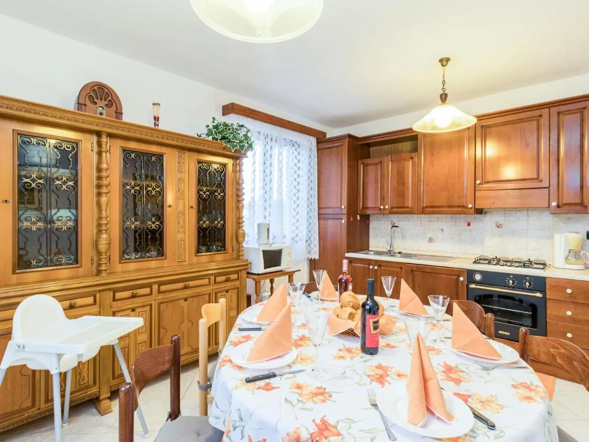 Holiday Home Villa Emanuela - Ipc100 By Interhome